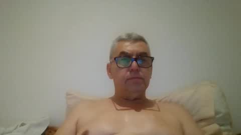 gigi1970 online show from December 2024 07:01:01 PM