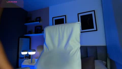 GIGI online show from October 2025 04:40:02 AM