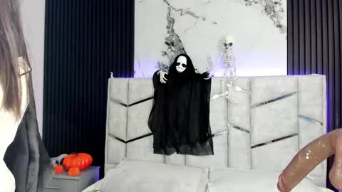 Gigi Doll online show from October 2025 11:22:01 AM