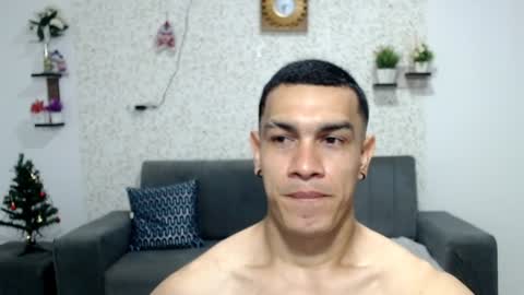 GILBERT online show from December 2024 10:12:01 PM