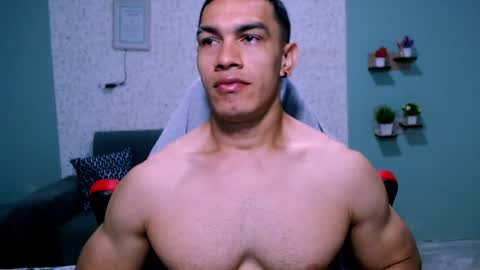 GILBERT online show from January 2025 12:26:01 PM