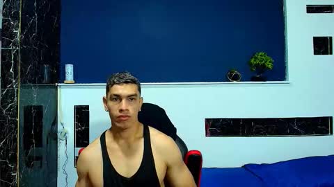 GILBERT online show from October 2025 10:19:01 PM