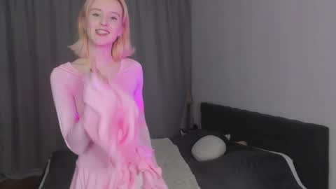 Gin online show from November 2025 06:25:02 AM