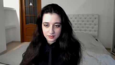 Kate online show from January 2025 09:39:01 AM