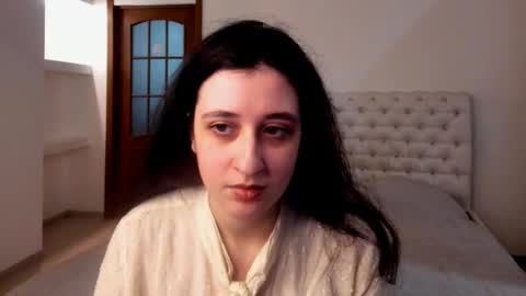 Kate online show from February 2025 09:34:02 AM