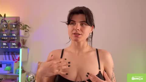 Gina online show from October 2025 01:55:01 PM