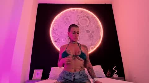 Ginebra online show from February 2025 03:03:01 PM