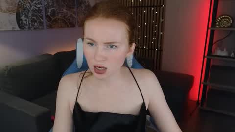 Snapshot of ginger_arin chatting on November 2025 10:47:01 AM Arin online show from November 2025 10:47:01 AM