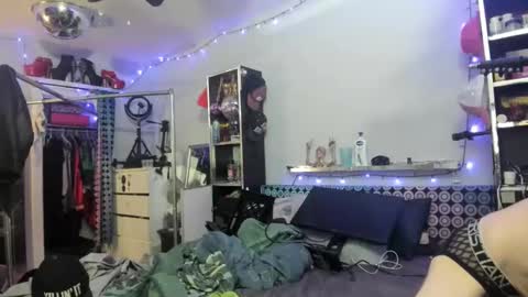 Snapshot of ginger_binj chatting on January 2025 07:58:02 AM ginger_binj online show from January 2025 07:58:02 AM