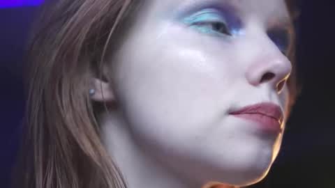 Snapshot of ginger_hugs chatting on November 2025 10:14:02 PM im expecting 350 thumbs up on my altar online show from November 2025 10:14:02 PM