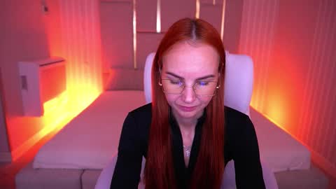 Snapshot of gingergazee chatting on November 2025 08:04:02 AM GinegerGazee online show from November 2025 08:04:02 AM