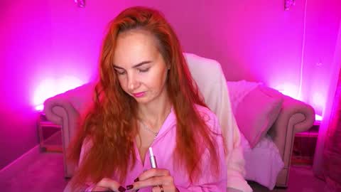 Snapshot of gingergazee chatting on November 2025 07:29:02 AM GinegerGazee online show from November 2025 07:29:02 AM