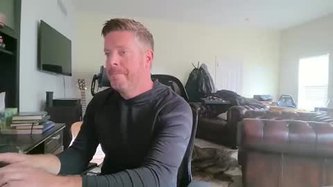 gingerzaddy online show from November 2025 05:15:01 PM