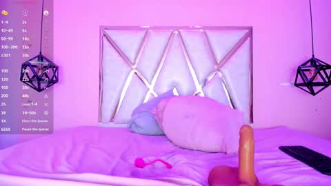 Ginna Palmer online show from December 2024 04:17:01 PM