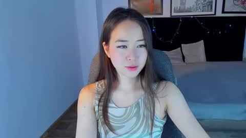Snapshot of ginnycherry chatting on January 2025 03:15:01 PM Ginny online show from January 2025 03:15:01 PM