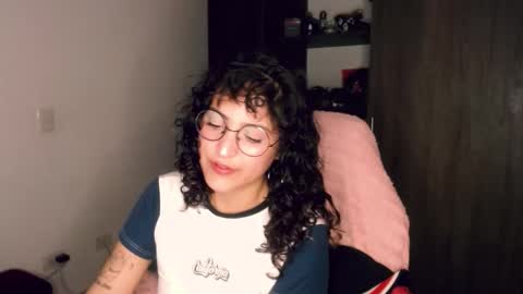 Snapshot of giny_bean chatting on February 2026 10:44:02 AM giny_bean online show from February 2026 10:44:02 AM