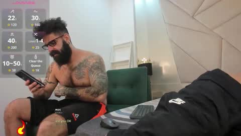 gio_lorenz online show from December 2025 01:16:02 PM