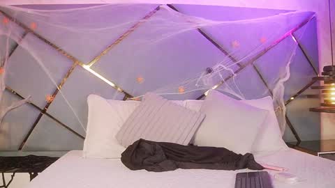 Snapshot of giorgia_13 chatting on October 2025 03:10:02 AM giorgia online show from October 2025 03:10:02 AM