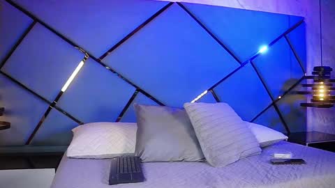 Snapshot of giorgia_13 chatting on November 2025 03:06:01 AM giorgia online show from November 2025 03:06:01 AM