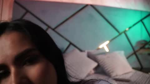 Snapshot of giorgia_13 chatting on December 2025 03:03:01 AM giorgia online show from December 2025 03:03:01 AM