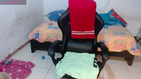 Mary online show from December 2024 08:32:01 PM