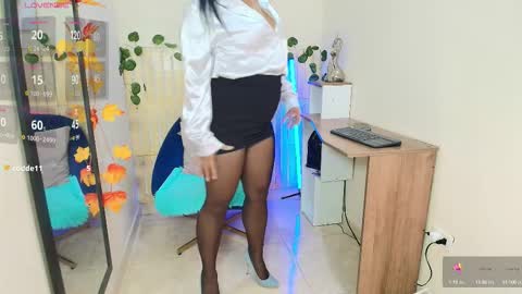 Snapshot of giorgina_mtz chatting on September 2025 08:09:02 PM Georgina Martinez online show from September 2025 08:09:02 PM