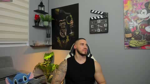 Giorgio leone online show from December 2024 10:33:02 PM