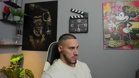 Giorgio leone online show from January 2025 01:12:02 AM