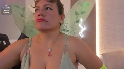 Snapshot of gipsela_gomez chatting on October 2025 07:14:02 PM G I S E P L A online show from October 2025 07:14:02 PM