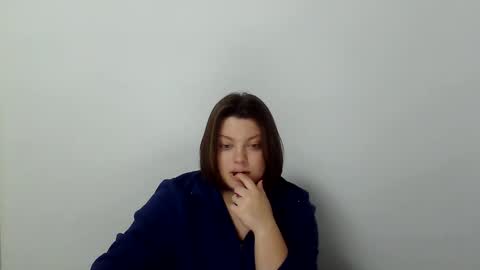 girl_leya online show from November 2025 08:13:02 PM