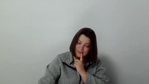 girl_leya online show from November 2025 09:06:01 PM