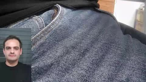 Snapshot of girlovermxx chatting on December 2024 03:37:02 AM girlovermxx online show from December 2024 03:37:02 AM