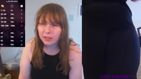 Snapshot of girlpeen chatting on October 2025 07:35:02 PM ellie quinn online show from October 2025 07:35:02 PM