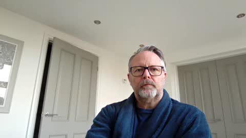 girlsandbikes online show from November 2025 10:04:01 AM