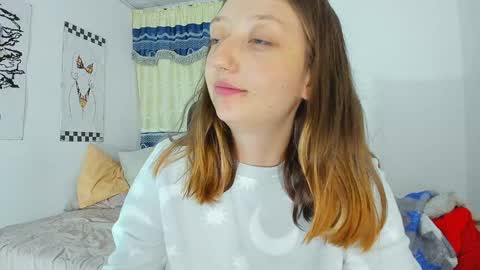 Maze    Thumbs up online show from December 2024 02:04:01 AM