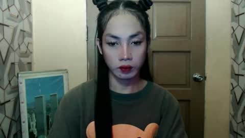 Snapshot of girlwhobelieveinmagic chatting on January 2025 05:58:02 AM Callmenor online show from January 2025 05:58:02 AM