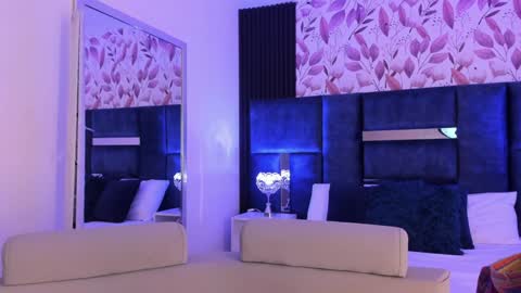     online show from January 2025 12:11:02 PM