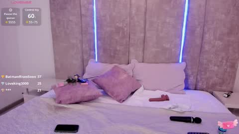     online show from March 2025 01:57:02 PM