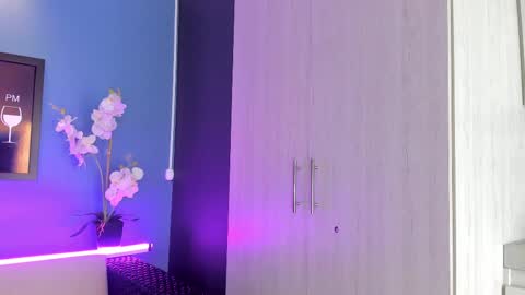     online show from March 2025 12:26:02 PM