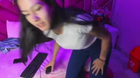 gisell_squirt online show from October 2025 11:43:01 AM