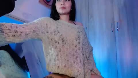 Snapshot of give_me_orgasms chatting on September 2025 06:48:02 AM Nice to meet you my name is Heyli  online show from September 2025 06:48:02 AM
