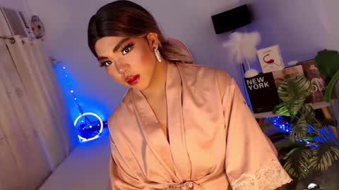 Snapshot of glamorous_aika chatting on February 2025 10:51:01 AM glamorous_aika online show from February 2025 10:51:01 AM