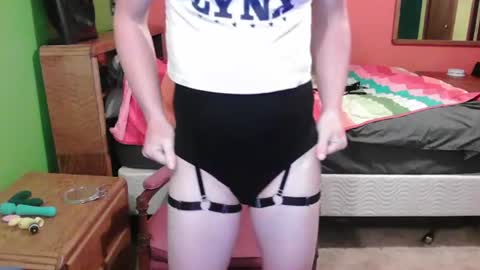 Snapshot of glamtransgoddess15 chatting on July 2026 06:17:01 PM glam trans goddess online show from July 2026 06:17:01 PM