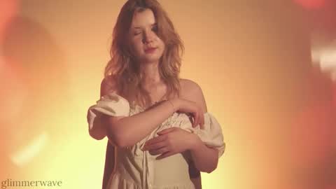 Snapshot of glimmerwave chatting on January 2026 07:08:01 PM Gracia online show from January 2026 07:08:01 PM