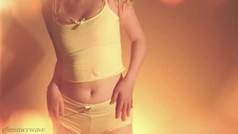 Snapshot of glimmerwave chatting on January 2026 08:45:01 PM Gracia online show from January 2026 08:45:01 PM