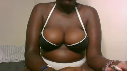 glorious_t online show from December 2024 02:31:01 AM