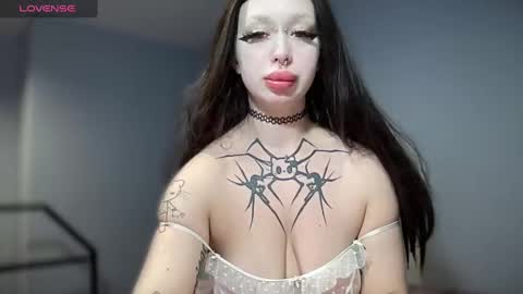 Snapshot of gloryaaaa chatting on December 2024 12:31:01 AM I want to make you happy and lovense online show from December 2024 12:31:01 AM