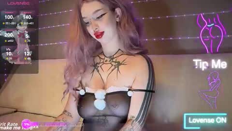 Snapshot of gloryaaaa chatting on November 2025 09:26:01 PM I want to make you happy and lovense online show from November 2025 09:26:01 PM