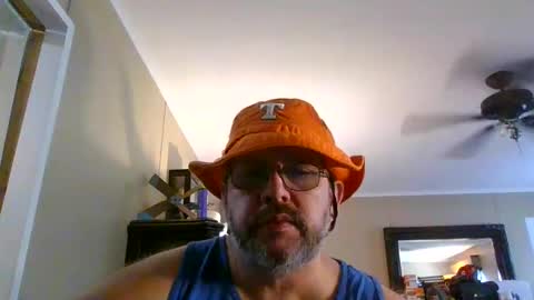 Snapshot of gobey33 chatting on September 2025 04:40:02 PM IDKIDCIDGAF online show from September 2025 04:40:02 PM