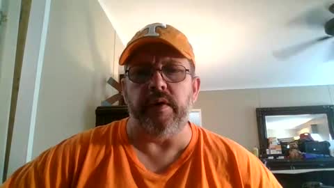 Snapshot of gobey33 chatting on September 2025 06:02:01 PM IDKIDCIDGAF online show from September 2025 06:02:01 PM